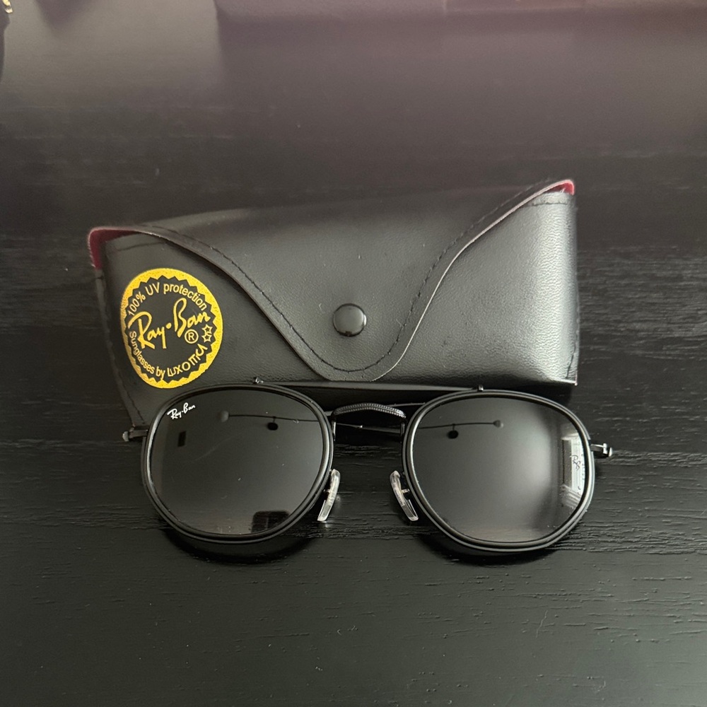 Ray-Ban Black Sunglasses